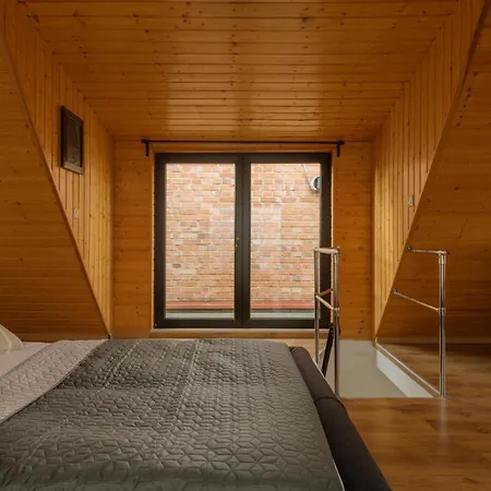 Apartamentyin Labofarm